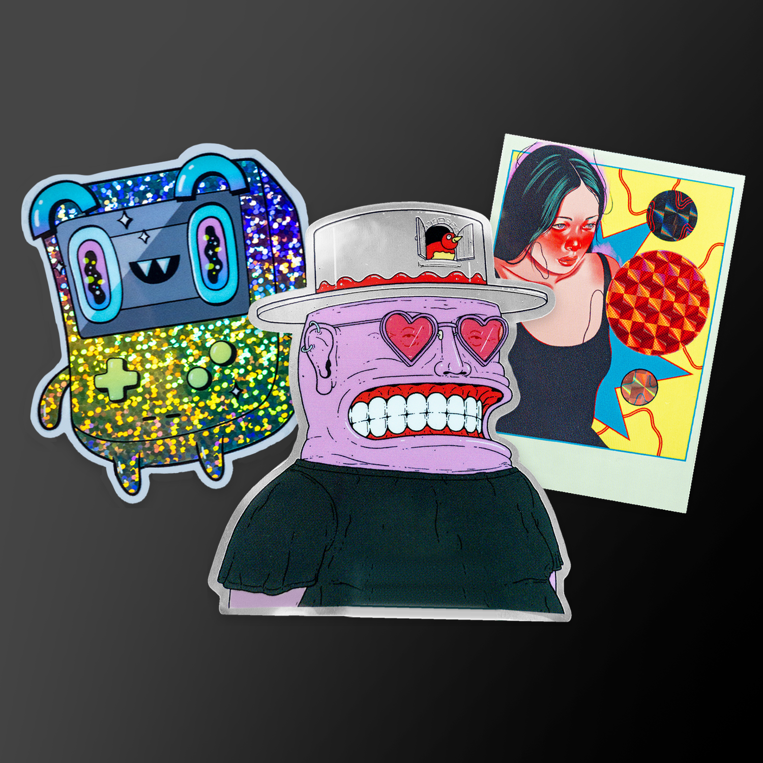 Autocolantes personalizados com glitter, espelhados e prismáticos: uma personagem em forma de consola de jogos, um homem sorridente com óculos de sol em forma de coração e o retrato de uma mulher com cabelo azul-petróleo